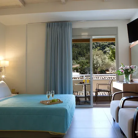 Grand Theoni Boutique & מלון ואסיליקי