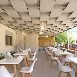 Grand Theoni Boutique & Βασιλική
