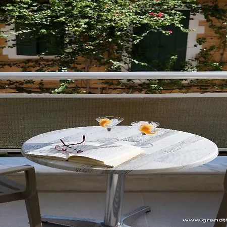 Grand Theoni Boutique & Vasiliki (Lefkada)