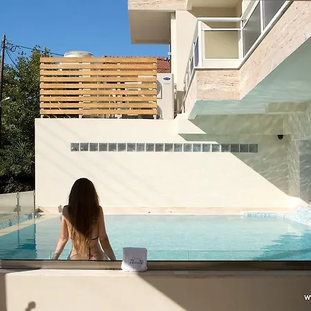Grand Theoni Boutique & 4* Vasiliki (Lefkada)