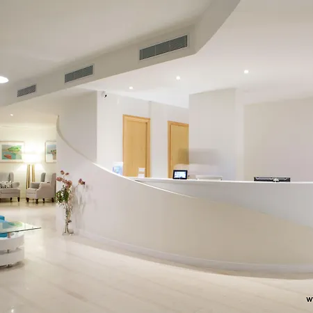 Grand Theoni Boutique & 4* Vasiliki