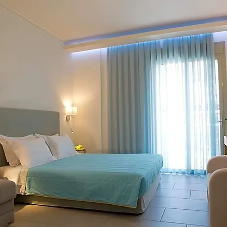 فندق Grand Theoni Boutique &