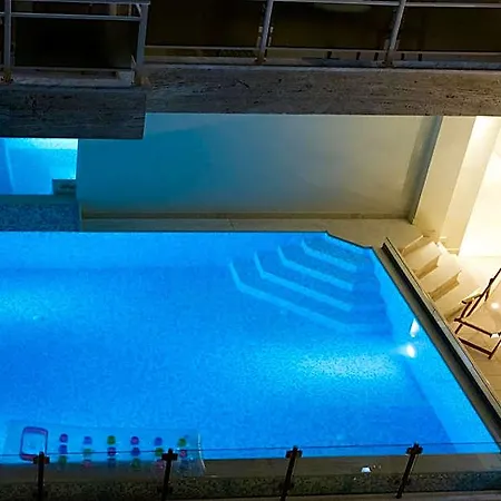 Grand Theoni Boutique & Hotel 4*