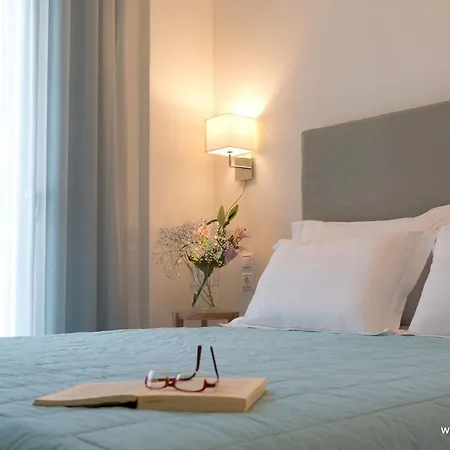 Hotel Grand Theoni Boutique & Vasiliki (Lefkada)