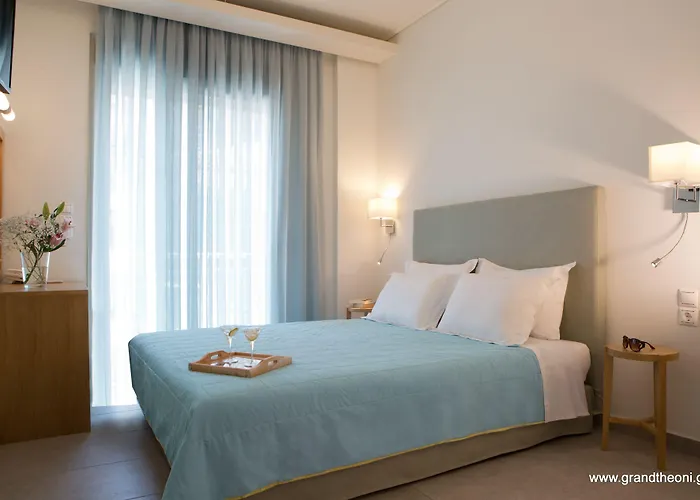 Отель Grand Theoni Boutique & 4*